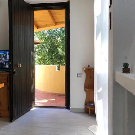 Casa Miry Vicino Al Mare Apartment *